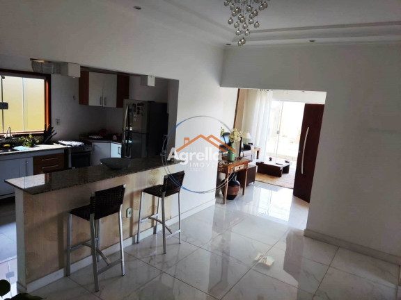 Imagem Casa com 3 Quartos à Venda, 184 m² em Jardim Brasília - Mogi Mirim Imagem Casa com 3 Quartos à Venda, 184 m² em Jardim Brasília - Mogi Mirim