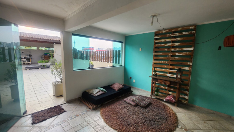 Imagem Casa com 3 Quartos à Venda, 186 m² em Vila São Jorge - São Vicente Imagem Casa com 3 Quartos à Venda, 186 m² em Vila São Jorge - São Vicente