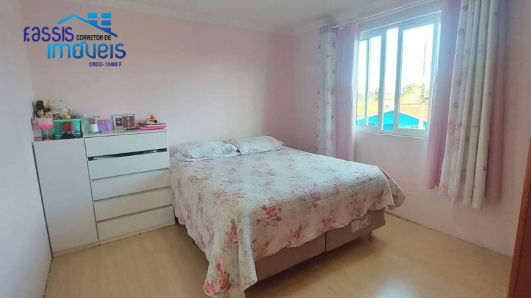 Imagem Casa com 3 Quartos à Venda, em Emiliano Perneta - Pinhais Imagem Casa com 3 Quartos à Venda, em Emiliano Perneta - Pinhais