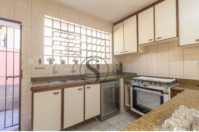 Imagem Sobrado com 5 Quartos à Venda, 600 m² em Vila Madalena - São Paulo Imagem Sobrado com 5 Quartos à Venda, 600 m² em Vila Madalena - São Paulo