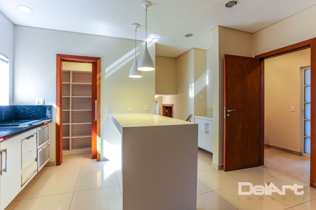 Imagem Casa com 4 Quartos à Venda, 302 m² em Santa Cândida - Curitiba