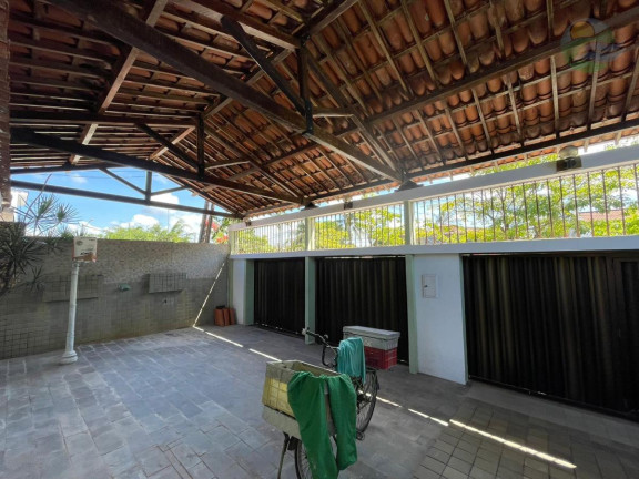 Apartamento com 3 Quartos à Venda, 300 m²