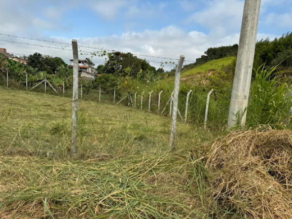 Imagem Chácara com 2 Quartos à Venda, 69 m² em Centro - Bom Jesus Dos Perdões