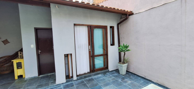 Imagem Casa com 4 Quartos à Venda, 320 m² em Balneário Stella Maris - Peruíbe Imagem Casa com 4 Quartos à Venda, 320 m² em Balneário Stella Maris - Peruíbe