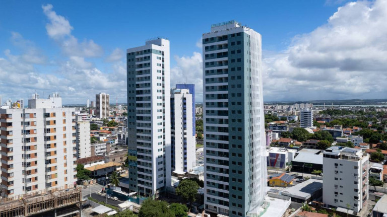 Apartamento com 3 Quartos à Venda, 66 m²