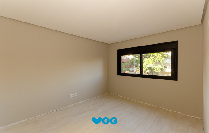 Imagem Imóvel com 3 Quartos à Venda, 130 m² em Petrópolis - Porto Alegre Imagem Imóvel com 3 Quartos à Venda, 130 m² em Petrópolis - Porto Alegre