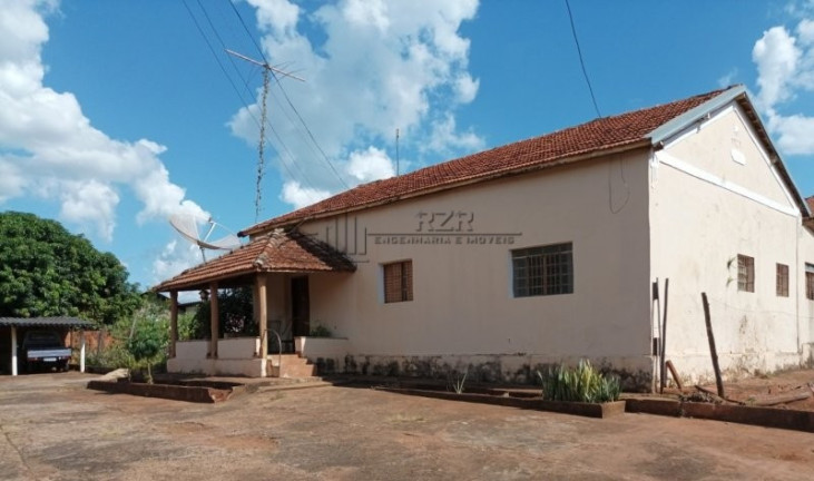 Imagem Casa com 3 Quartos à Venda, 1 m² em Centro - Luís Antônio