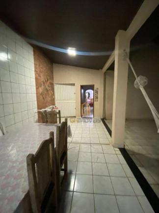 Imagem Casa com 3 Quartos à Venda, 250 m² em Setor Garavelo - Aparecida De Goiânia