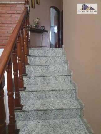 Imagem Casa com 4 Quartos à Venda, 272 m² em Jardim Vila Galvão - Guarulhos Imagem Casa com 4 Quartos à Venda, 272 m² em Jardim Vila Galvão - Guarulhos