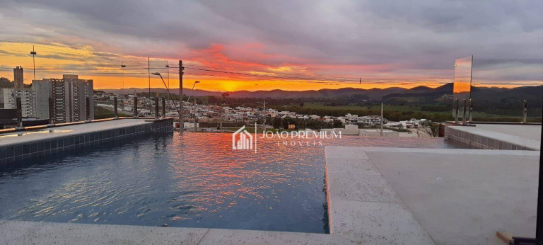 Sobrado com 5 Quartos à Venda, 470 m² em Urbanova - São José Dos Campos