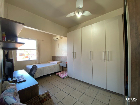 Imagem Casa com 4 Quartos à Venda, 575 m² em Centro - São José Imagem Casa com 4 Quartos à Venda, 575 m² em Centro - São José