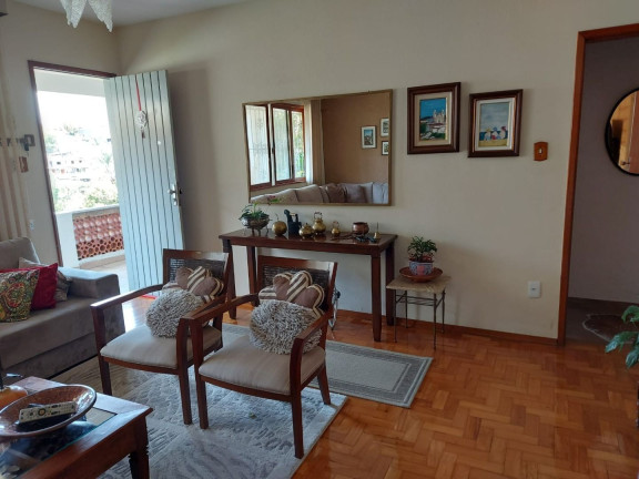 Imagem Casa com 3 Quartos à Venda, 114 m² em São Pedro - Teresópolis Imagem Casa com 3 Quartos à Venda, 114 m² em São Pedro - Teresópolis