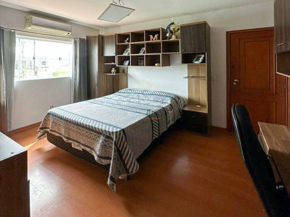 Imagem Casa com 3 Quartos à Venda, 302 m² em Piratininga - Niterói