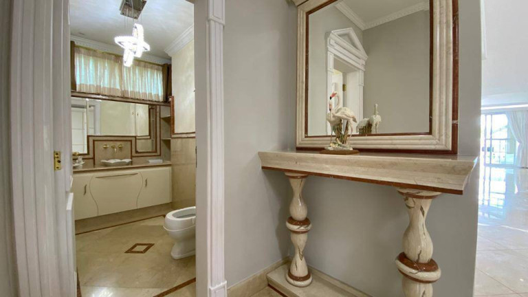 Imagem Casa com 4 Quartos à Venda, 1.000 m² em Alphaville - Santana De Parnaíba Imagem Casa com 4 Quartos à Venda, 1.000 m² em Alphaville - Santana De Parnaíba