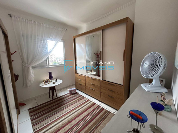 Imagem Apartamento com 2 Quartos à Venda, 65 m² em Guilhermina - Praia Grande