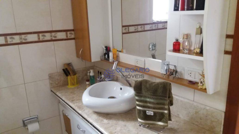 Imagem Sobrado com 4 Quartos à Venda, 460 m² em Centro - Penha Imagem Sobrado com 4 Quartos à Venda, 460 m² em Centro - Penha