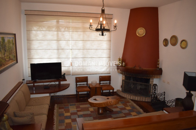 Imagem Casa com 6 Quartos à Venda, 430 m² em Região De Capivari - Campos Do Jordão