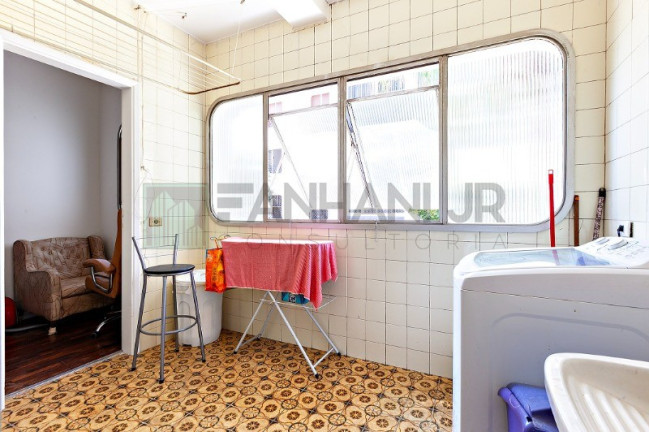 Imagem Imóvel com 3 Quartos à Venda, 130 m² em Vila Nova Conceição - São Paulo
