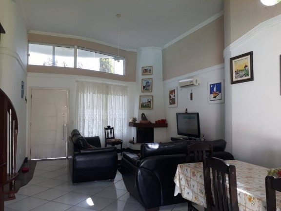 Imagem Casa com 3 Quartos à Venda, 450 m² em Cachoeira Do Bom Jesus - Florianópolis Imagem Casa com 3 Quartos à Venda, 450 m² em Cachoeira Do Bom Jesus - Florianópolis