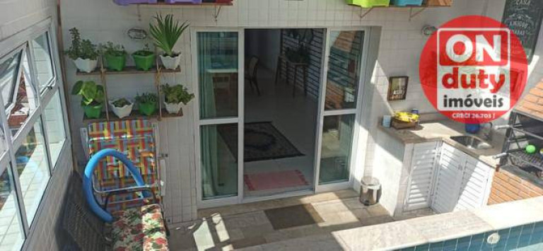 Imagem Cobertura com 3 Quartos à Venda, 208 m² em Marapé - Santos