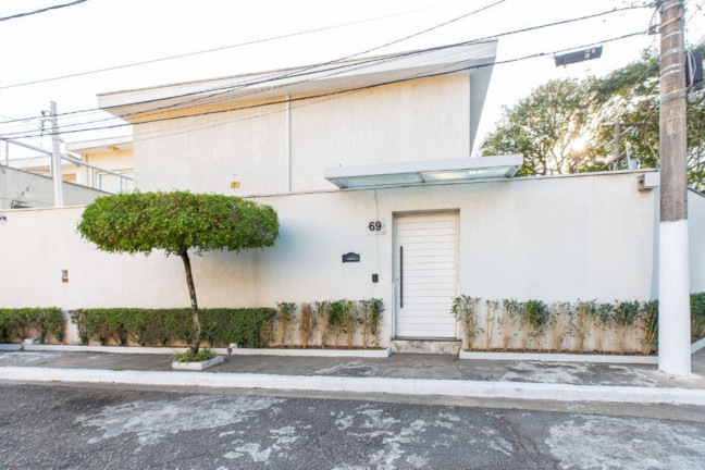 Casa com 3 Quartos à Venda,  em Alto Da Boa Vista - São Paulo