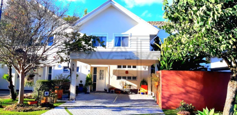 Imagem Imóvel com 3 Quartos à Venda, 205 m² em Alphaville - Santana De Parnaíba Imagem Imóvel com 3 Quartos à Venda, 205 m² em Alphaville - Santana De Parnaíba
