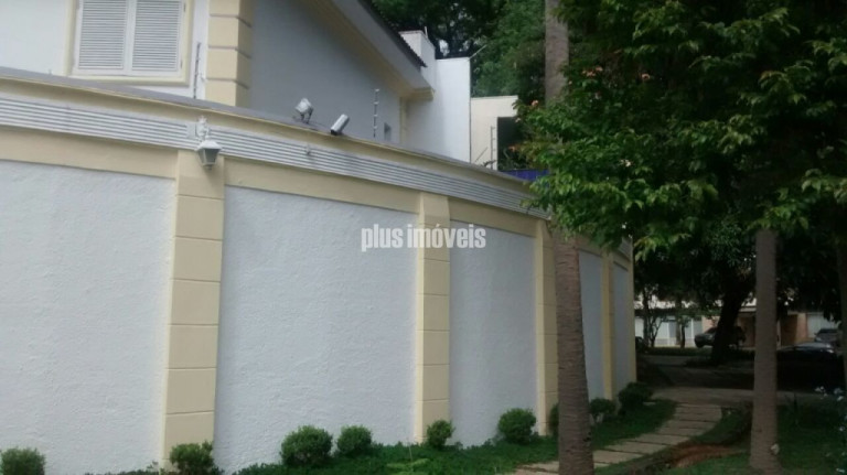 Casa com 4 Quartos à Venda, 351 m² em Jardim Paulista - São Paulo
