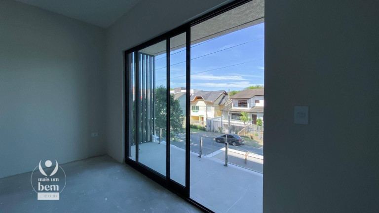 Imagem Sobrado com 3 Quartos à Venda, 189 m² em Boa Vista - Curitiba Imagem Sobrado com 3 Quartos à Venda, 189 m² em Boa Vista - Curitiba
