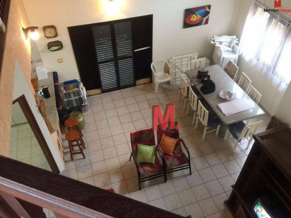 Imagem Casa com 4 Quartos à Venda, 216 m² em Estância São José - Peruíbe