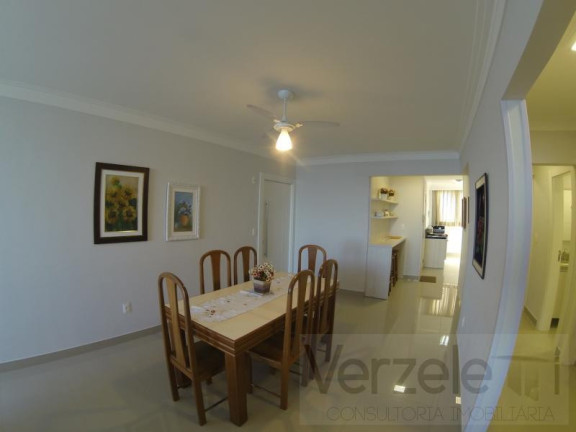 Imagem Apartamento com 4 Quartos para Temporada, 180 m² em Centro - Balneário Camboriú Imagem Apartamento com 4 Quartos para Temporada, 180 m² em Centro - Balneário Camboriú