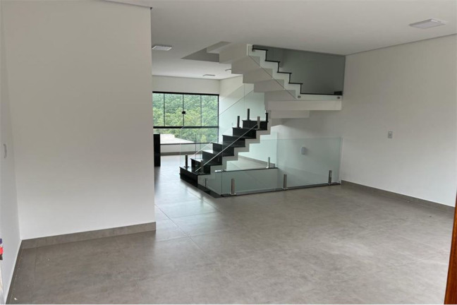 Imagem Sobrado com 3 Quartos à Venda, 178 m² em Polvilho - Cajamar