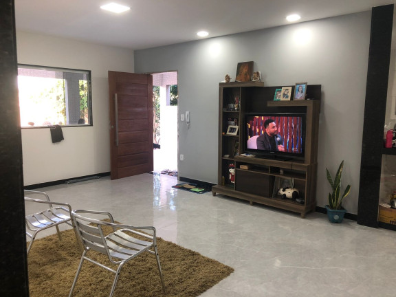 Casa com 3 Quartos à Venda, 180 m² em Fátima Cidade Jardim - Guarapari