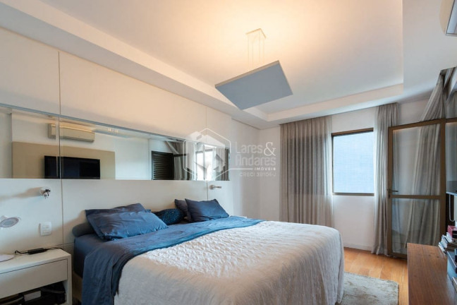 Imagem Imóvel com 3 Quartos à Venda, 389 m² em Moema - São Paulo Imagem Imóvel com 3 Quartos à Venda, 389 m² em Moema - São Paulo