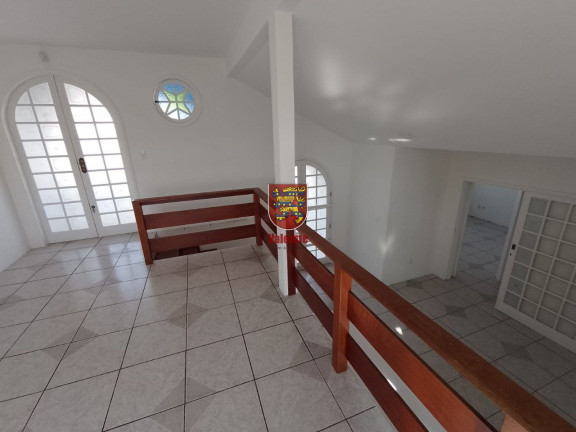 Imagem Casa com 3 Quartos à Venda, 428 m² em Estreito - Florianópolis Imagem Casa com 3 Quartos à Venda, 428 m² em Estreito - Florianópolis