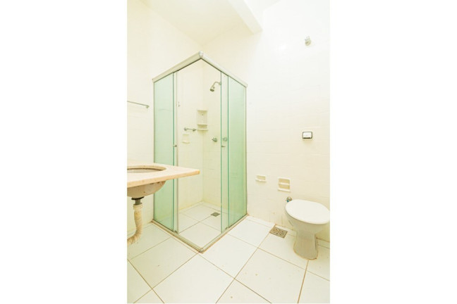 Imagem Apartamento com 2 Quartos à Venda, 137 m² em Centro Histórico - Porto Alegre Imagem Apartamento com 2 Quartos à Venda, 137 m² em Centro Histórico - Porto Alegre