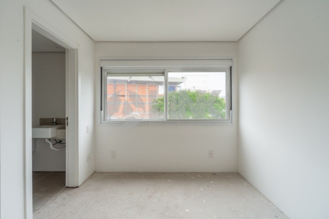 Imagem Apartamento com 3 Quartos à Venda, 76 m² em São João - Porto Alegre