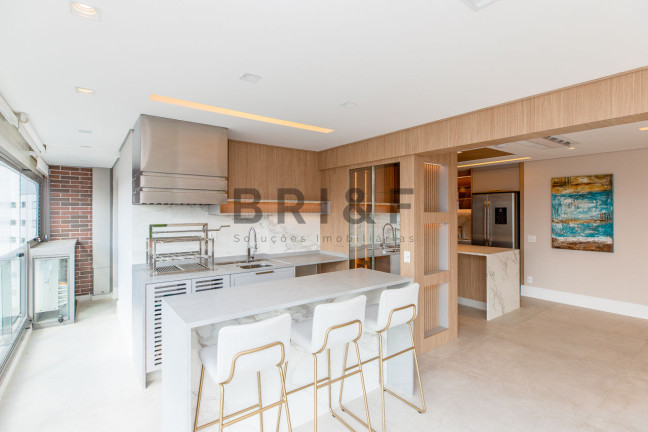 Apartamento com 3 Quartos à Venda, 131 m² em Mirandópolis - São Paulo