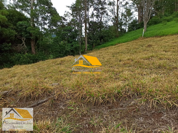 Terreno à Venda, 450 m² em Amparo - Nova Friburgo