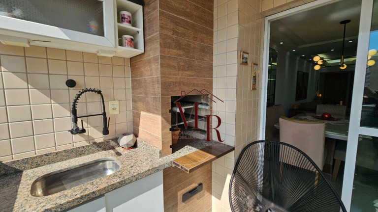 Imagem Apartamento com 3 Quartos à Venda, 134 m² em Vila Guilhermina - Praia Grande