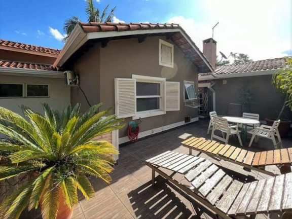 Imagem Casa com 6 Quartos à Venda, 804 m² em Chácara Granja Velha - Carapicuíba