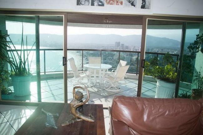 Imagem Cobertura com 4 Quartos à Venda, 757 m² em Enseada - Guarujá Imagem Cobertura com 4 Quartos à Venda, 757 m² em Enseada - Guarujá