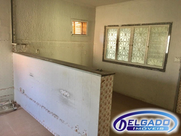 Imagem Sobrado com 5 Quartos para Alugar, 280 m² em Centro - Itaborai