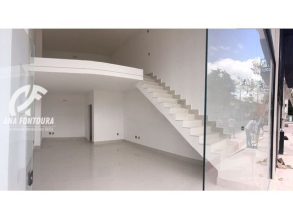 Sala Comercial à Venda, 78 m² em Centro - Balneário Camboriú