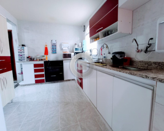 Imagem Casa com 3 Quartos à Venda, 360 m² em Sagrada Família - Montes Claros Imagem Casa com 3 Quartos à Venda, 360 m² em Sagrada Família - Montes Claros