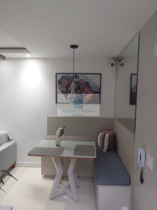 Imagem Imóvel com 2 Quartos à Venda, 65 m² em Camorim - Rio De Janeiro Imagem Imóvel com 2 Quartos à Venda, 65 m² em Camorim - Rio De Janeiro