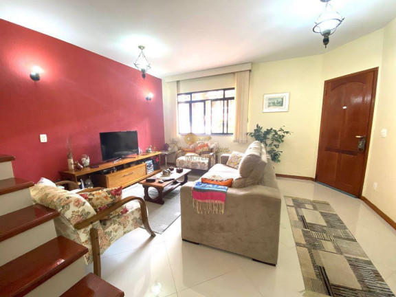Imagem Casa com 3 Quartos à Venda, 114 m² em Cascata Guarani - Teresópolis Imagem Casa com 3 Quartos à Venda, 114 m² em Cascata Guarani - Teresópolis