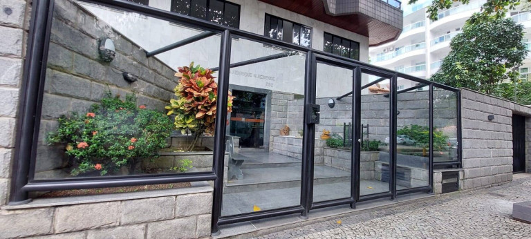 Imagem Cobertura com 4 Quartos à Venda, 194 m² em Algodoal - Cabo Frio Imagem Cobertura com 4 Quartos à Venda, 194 m² em Algodoal - Cabo Frio