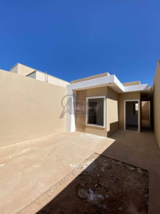 Imagem Casa com 3 Quartos à Venda, 50 m² em Delfino Magalhães - Montes Claros