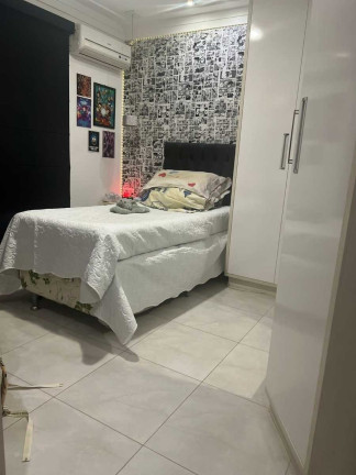 Imagem Casa com 4 Quartos à Venda, 350 m² em Taquara - Rio De Janeiro Imagem Casa com 4 Quartos à Venda, 350 m² em Taquara - Rio De Janeiro