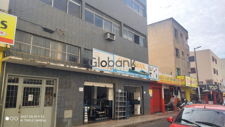 Imóvel Comercial para Alugar, 90 m² em Centro - Montes Claros